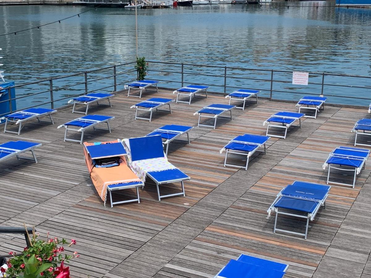 Old Port Apartment 4 Beds เจนัว ภายนอก รูปภาพ