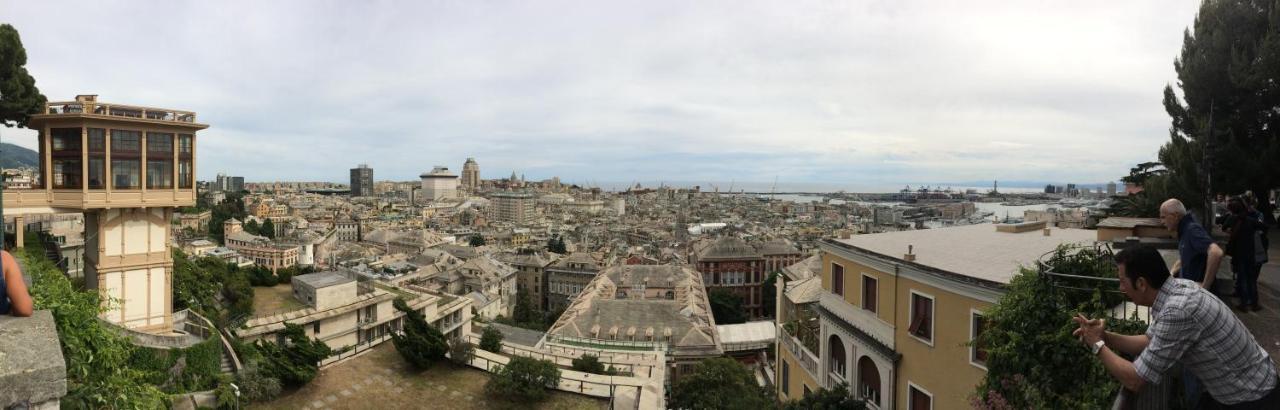 Old Port Apartment 4 Beds เจนัว ภายนอก รูปภาพ